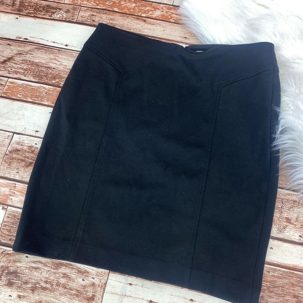 Ann Taylor LOFT Women's A-Line Above Knee Length Skirt Size 6 Black Stretch - Picture 2 of 5